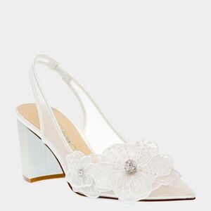 Betsy Johnson wedding shoe- New- Never worn